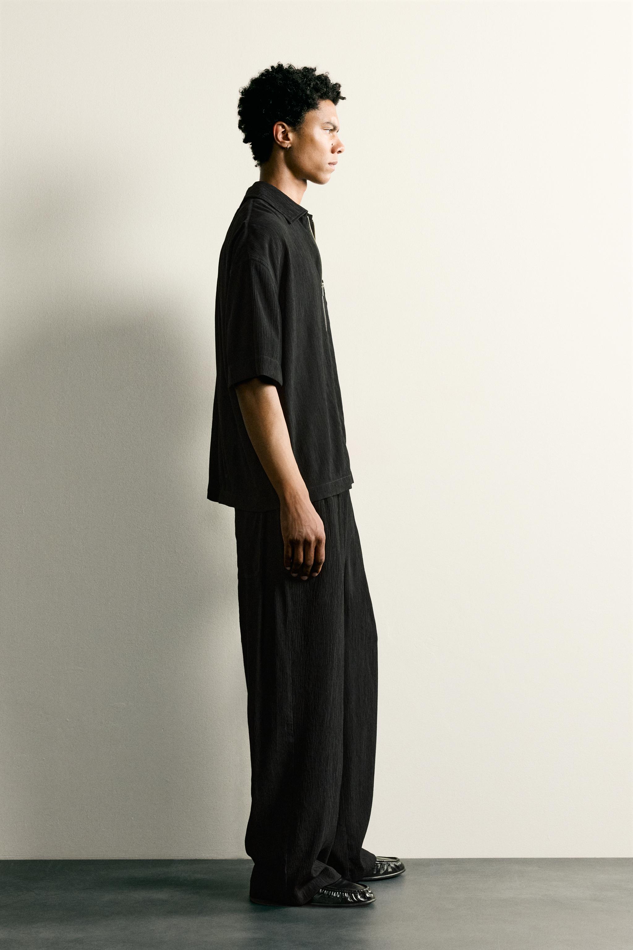 TEXTURED RELAXED FIT PANTS